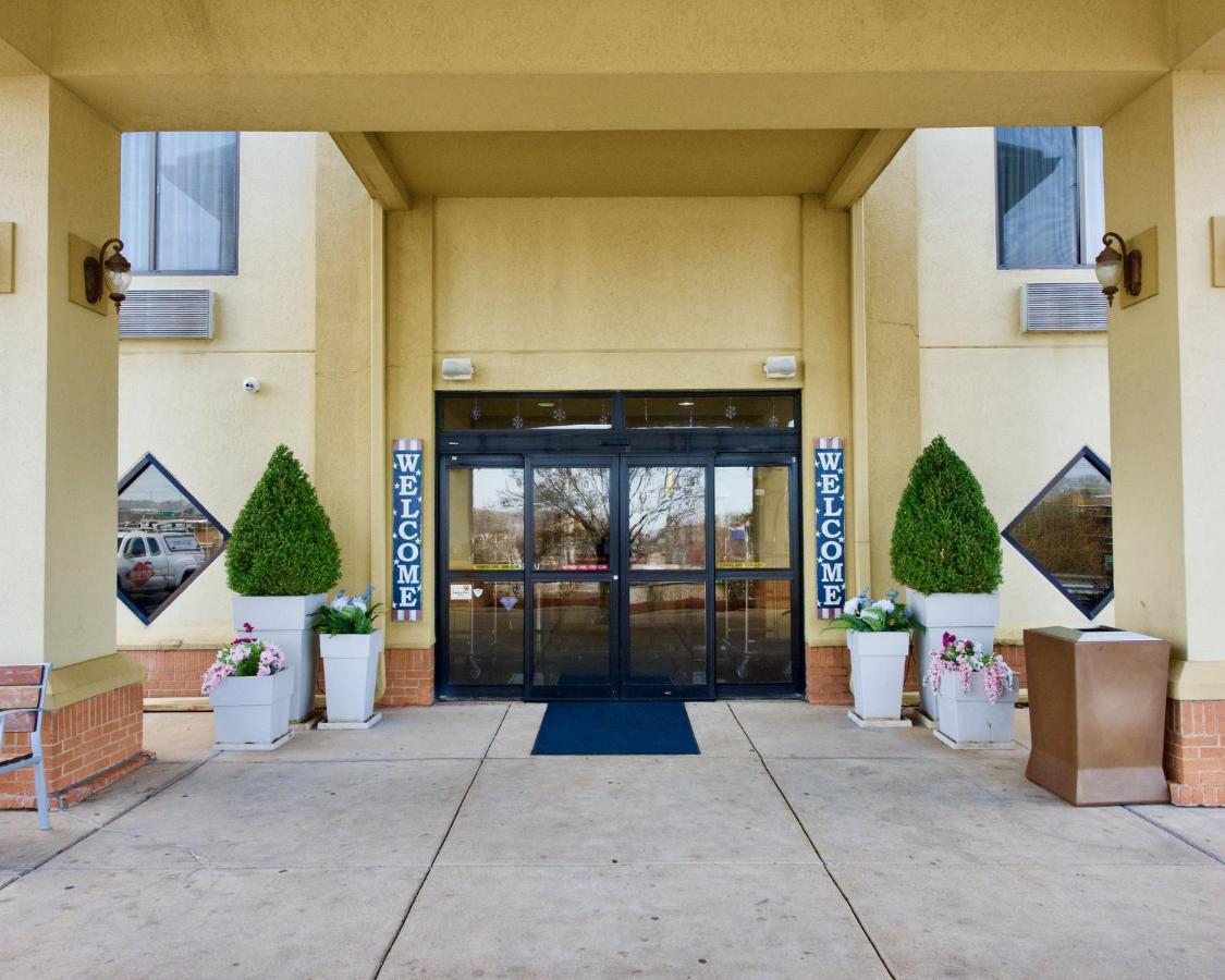 Holiday Inn Express Hotel & Suites Fenton/I-44 By Ihg Exterior foto